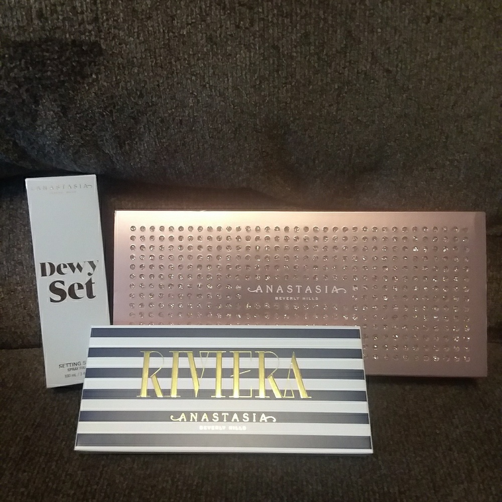 BNIB ABH Bundle! Rivera, Highlighter & Spray!